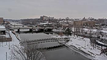 Weather camera view of City of Elgin.