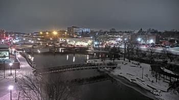 Weather camera view of City of Elgin.