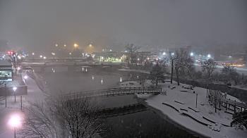 Weather camera view of City of Elgin.