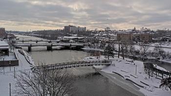 Weather camera view of City of Elgin.