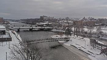 Weather camera view of City of Elgin.