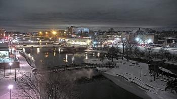 Weather camera view of City of Elgin.