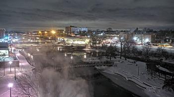 Weather camera view of City of Elgin.