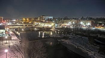 Weather camera view of City of Elgin.