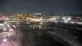 Weather camera view of City of Elgin.