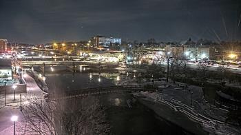 Weather camera view of City of Elgin.