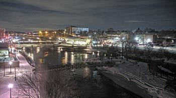 Weather camera view of City of Elgin.