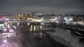 Weather camera view of City of Elgin.