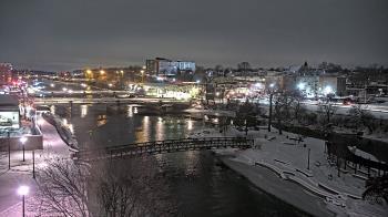 Weather camera view of City of Elgin.