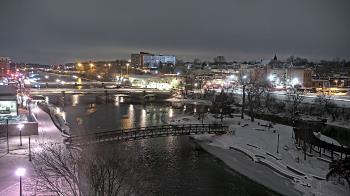 Weather camera view of City of Elgin.
