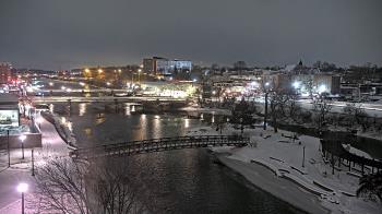 Weather camera view of City of Elgin.