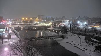 Weather camera view of City of Elgin.