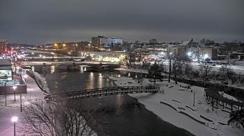 Weather camera view of City of Elgin.