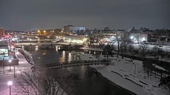 Weather camera view of City of Elgin.