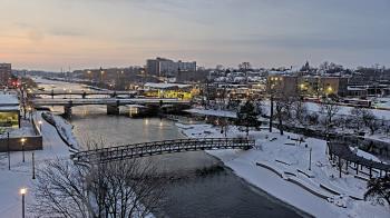 Weather camera view of City of Elgin.