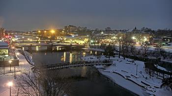 Weather camera view of City of Elgin.