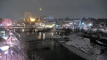 Weather camera view of City of Elgin.