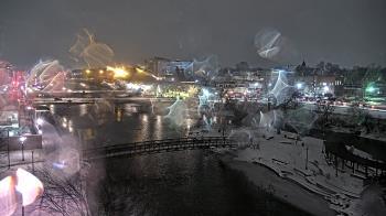 Weather camera view of City of Elgin.