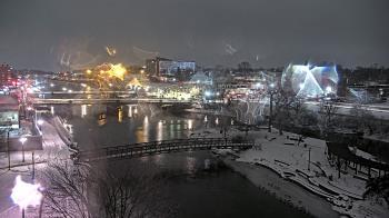 Weather camera view of City of Elgin.