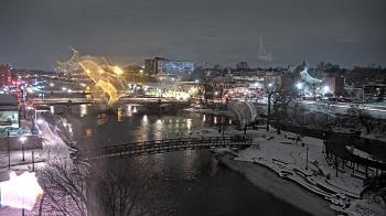 Weather camera view of City of Elgin.