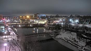 Weather camera view of City of Elgin.