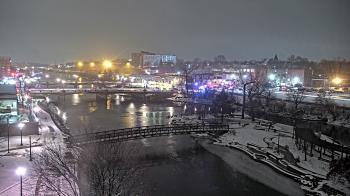 Weather camera view of City of Elgin.