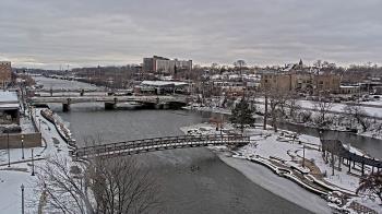 Weather camera view of City of Elgin.