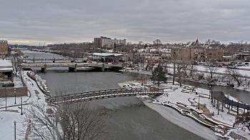 Weather camera view of City of Elgin.