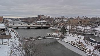 Weather camera view of City of Elgin.