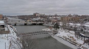 Weather camera view of City of Elgin.