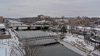 Weather camera view of City of Elgin.