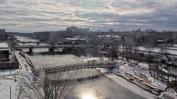 Weather camera view of City of Elgin.