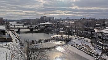 Weather camera view of City of Elgin.