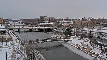 Weather camera view of City of Elgin.