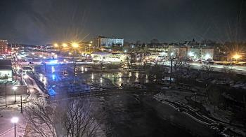 Weather camera view of City of Elgin.