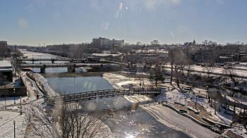 Weather camera view of City of Elgin.