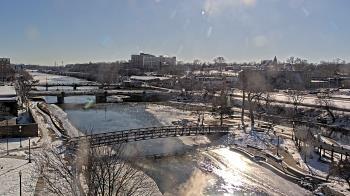 Weather camera view of City of Elgin.