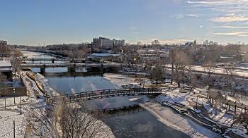 Weather camera view of City of Elgin.
