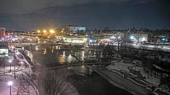 Weather camera view of City of Elgin.