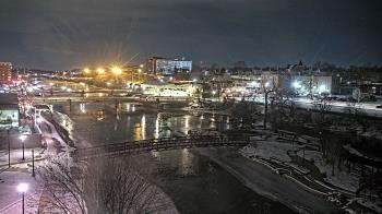 Weather camera view of City of Elgin.