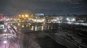 Weather camera view of City of Elgin.