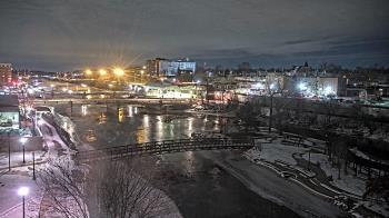 Weather camera view of City of Elgin.