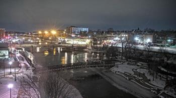 Weather camera view of City of Elgin.