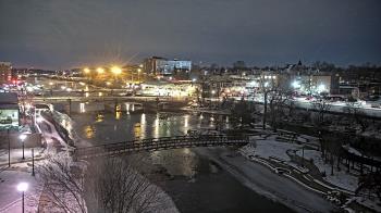 Weather camera view of City of Elgin.