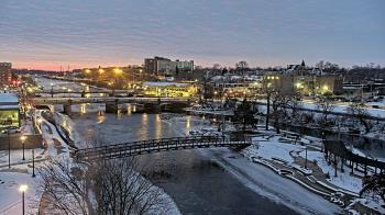 Weather camera view of City of Elgin.
