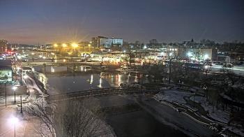 Weather camera view of City of Elgin.