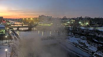 Weather camera view of City of Elgin.