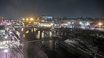 Weather camera view of City of Elgin.