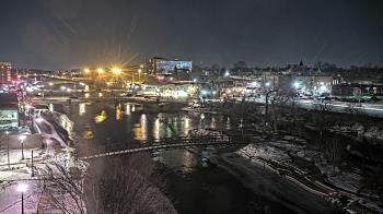 Weather camera view of City of Elgin.