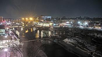 Weather camera view of City of Elgin.